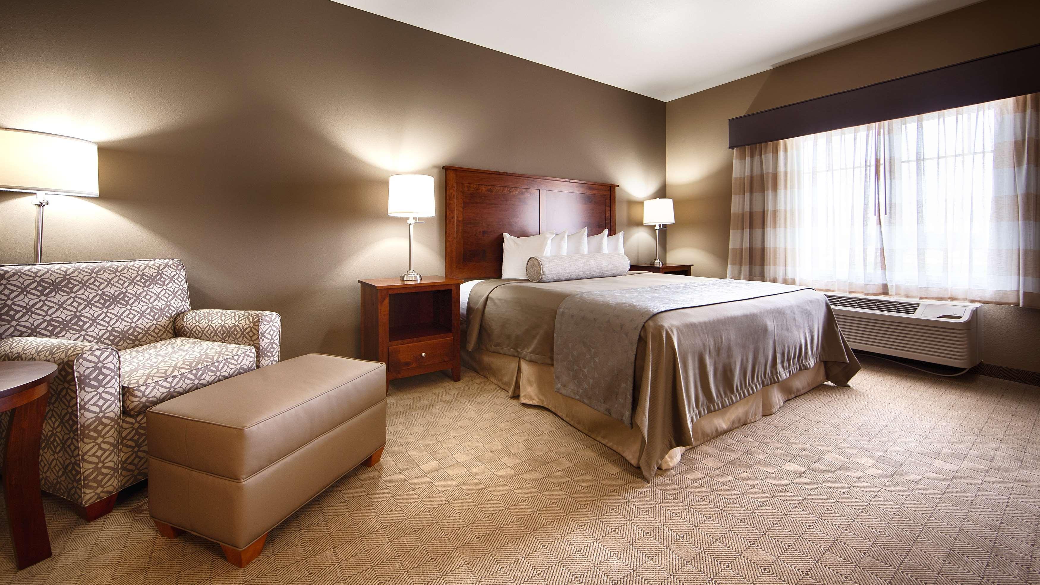 Best Western Plus Green Mill Village Hotel & Suites Arcola Εξωτερικό φωτογραφία