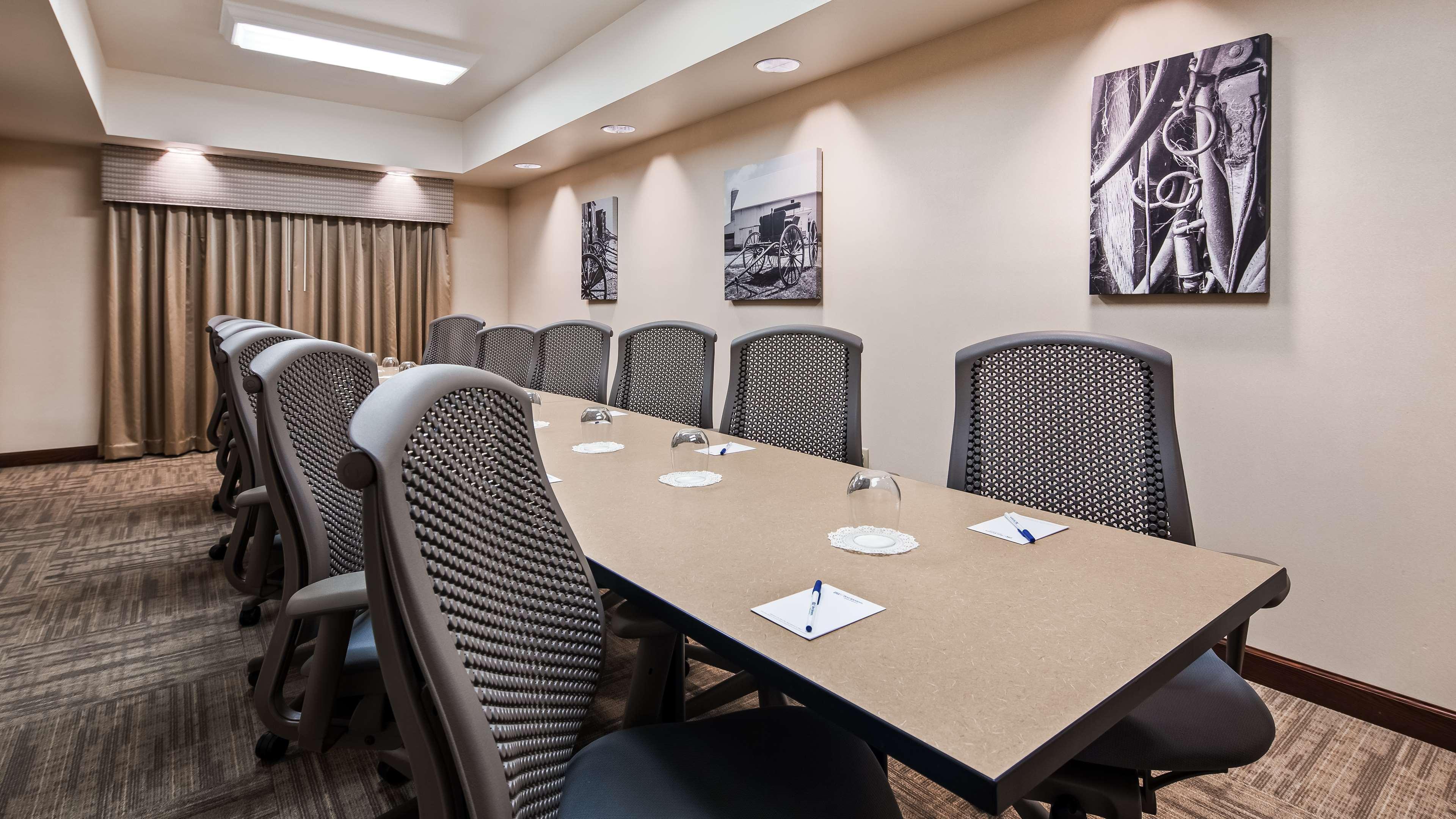 Best Western Plus Green Mill Village Hotel & Suites Arcola Εξωτερικό φωτογραφία