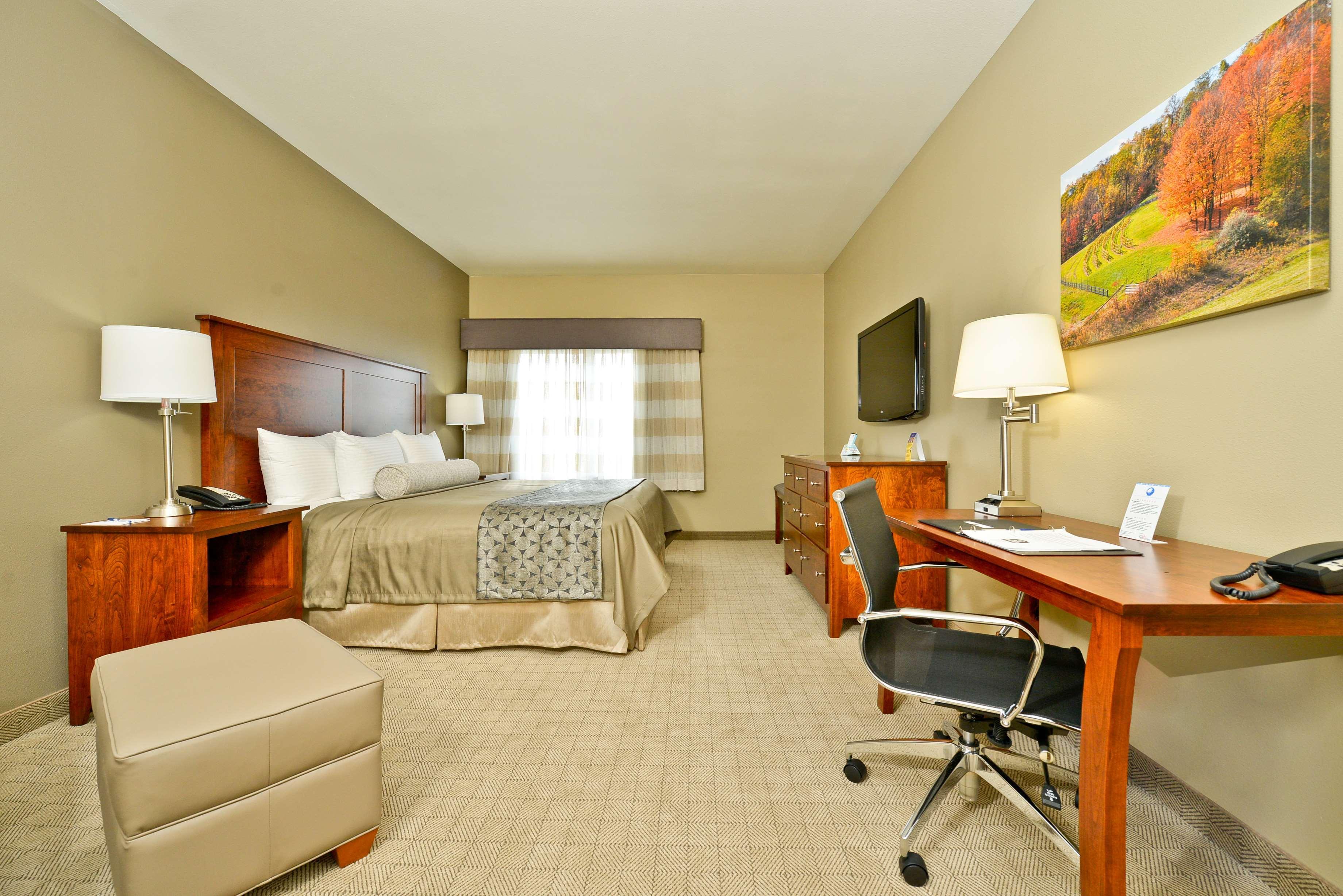 Best Western Plus Green Mill Village Hotel & Suites Arcola Εξωτερικό φωτογραφία